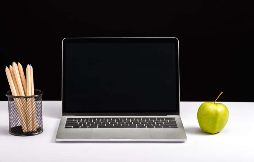 buy Apple shares from Australia