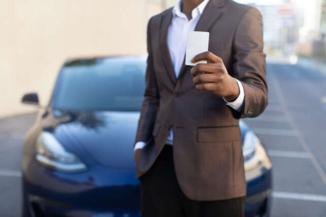 Elon Musk is returning to Tesla