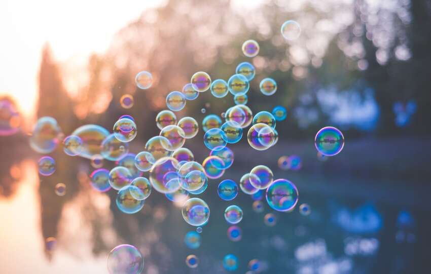 speculative bubbles