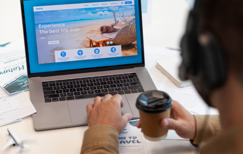 Web Travel